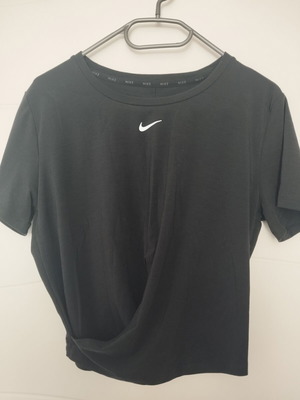 Nike blouse like new, black
