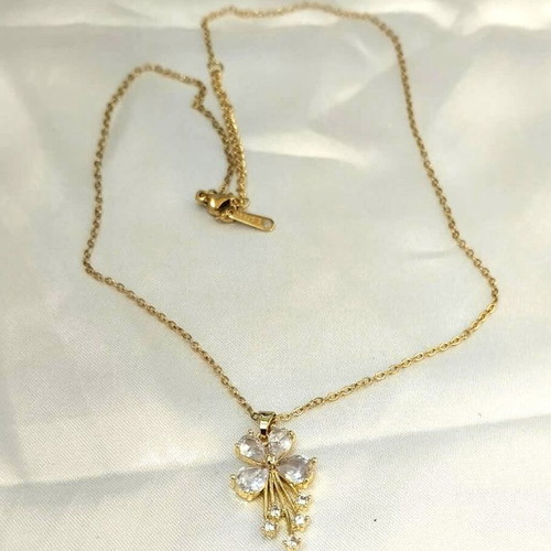 Flower stainless steel necklace golden with sparkling stones new