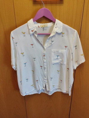 Drinks white short-sleeve shirt Zara like new, multicolored