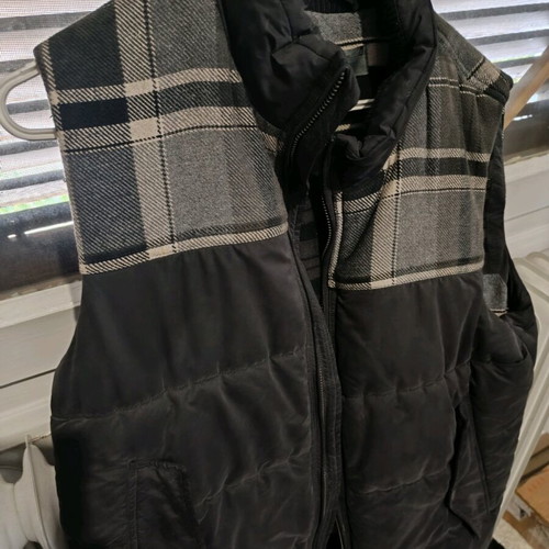 Gap sleeveless jacket used, size Large