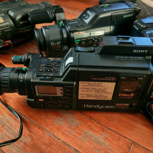 Old camcorders for parts or repair, pack of 5