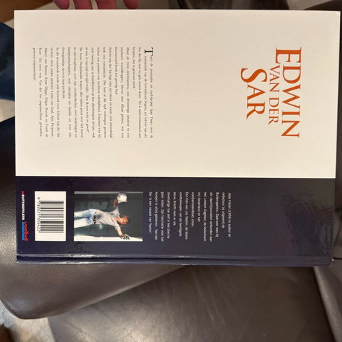 Edwin Van Der Sar biography like new