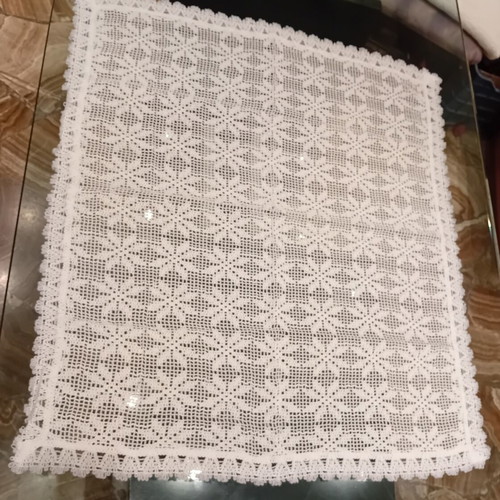 Handmade tablecloth like new 0.77×0.85