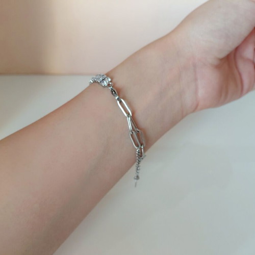 Stainless Steel Tennis Bracelet new with zirconia, adjustable 11-22 cm