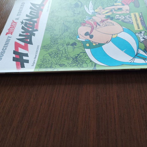 Asterix No 6 - The Discord used