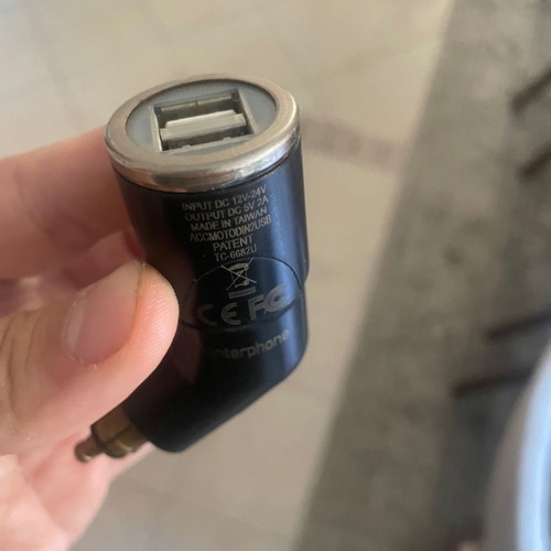 Φορτιστής με δύο θήρες USB για μηχανή BMW μεταχειρισμένος