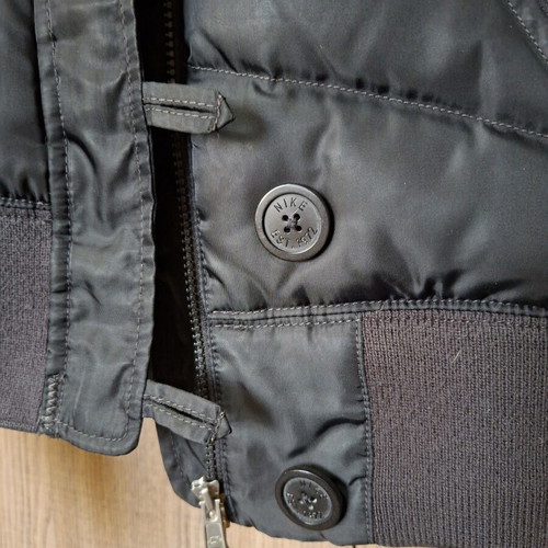 Nike women's black jacket small, like new