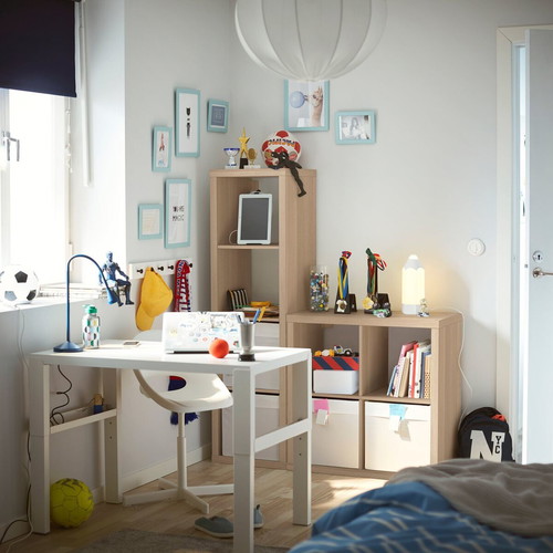 IKEA KALLAX shelf like new, wood/beige color