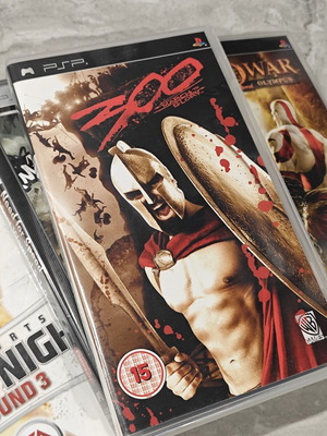 300: March to Glory παιχνίδι PSP, πλήρης έκδοση με εγχειρίδιο