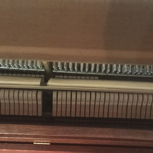 Yamaha E116N acoustic upright piano like new