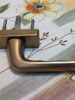 Handle for door window like new