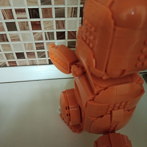 Mega Pokemon Jumbo Charmander figure with 750 compatible bricks