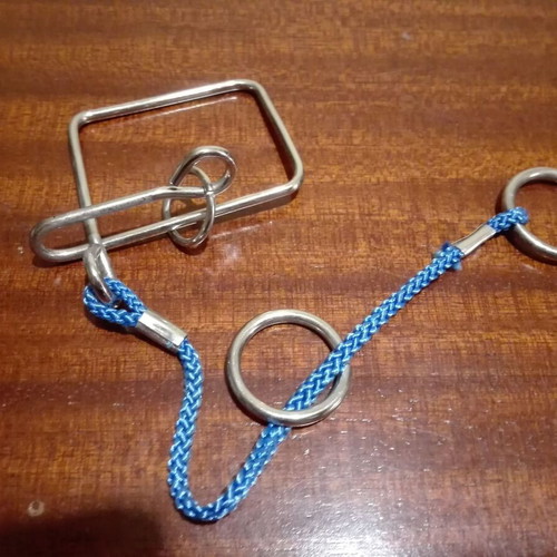 Metal puzzle used, difficulty level 3