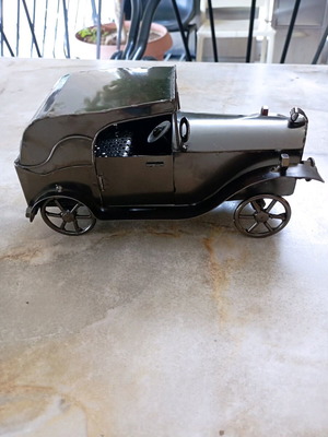 Decorative metal car model vintage new