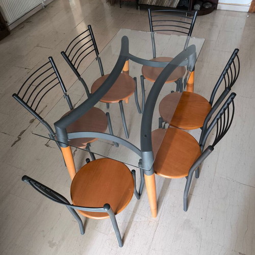 Glass dining set like new with 6 chairs