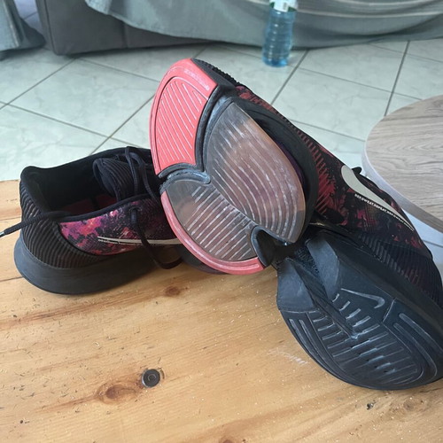 Nike Air Max Zoom sneakers, black and red