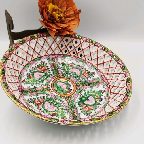Vintage Chinese Famille Rose Mandarin fruit bowl used