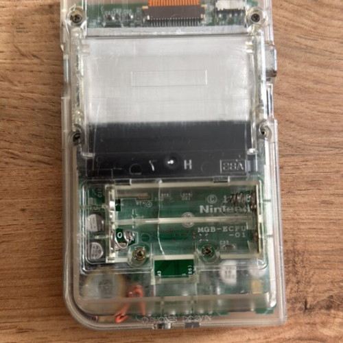 Nintendo Game Boy Pocket used with horizontal lines on screen