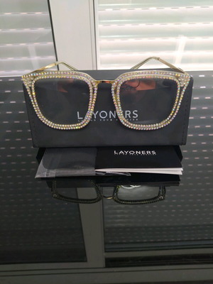 Layoners sunglasses like new with rhinestones