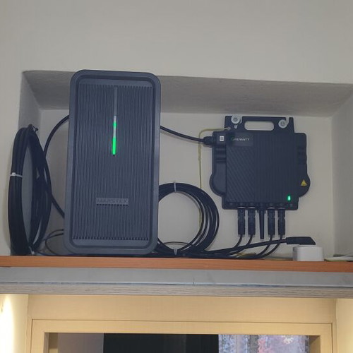 Microinverter Growatt NEO 800M-X 800W like new with power cable