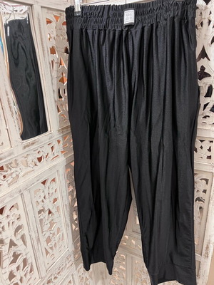 Arpyes pants used with leggings fabric one size