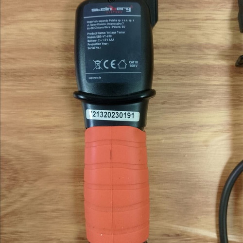 Steinberg SBS-VT-690 digital voltage and continuity tester