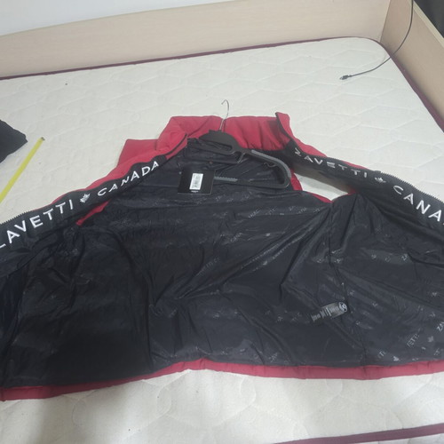 Zavetti Canada Oshawa vest size L new, red