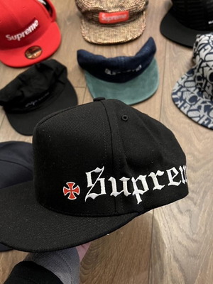 Supreme Independent hat like new, black, size M