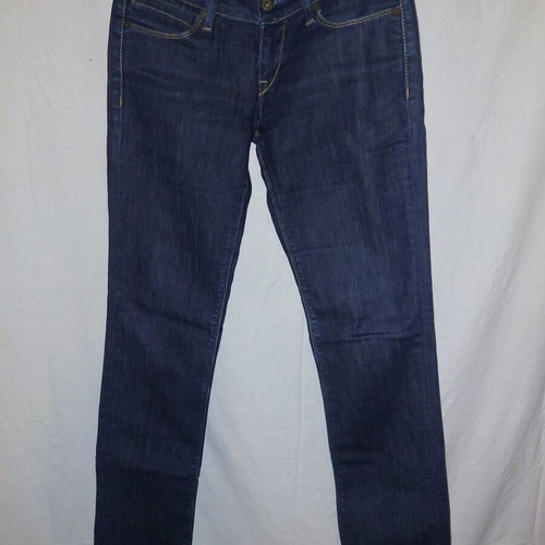 Levi's women's jeans no28 like new, blue-black