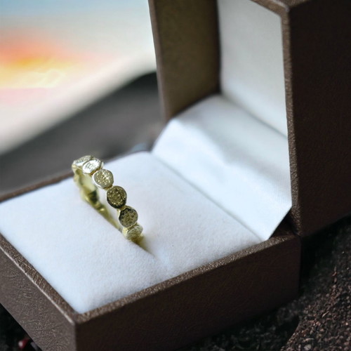 Ammódis ring new, 925 silver with embossed sand pattern