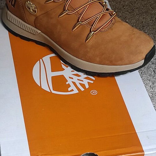 Timberland Sprint Trekker Chukka boots like new, size 40