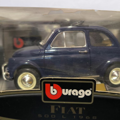 Burago Fiat 500 L 1968 1/16 model new