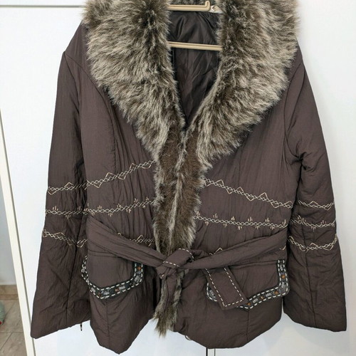 Brown jacket with fur collar Lucifair like new, size XL