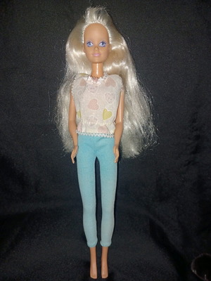 Sindy doll vintage used Hasbro late 80s