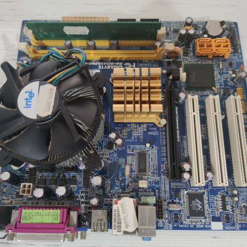 Gigabyte Motherboard 8I945GZME-RH like new with Intel Core2 4300 CPU and 512MB Ram