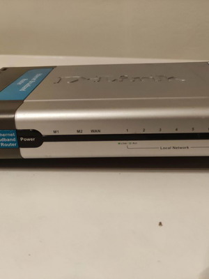D-Link DI-707P Broadband Router used, router, switch and print server