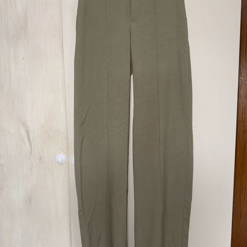 Pull & Bear fabric pants khaki color like new size XS