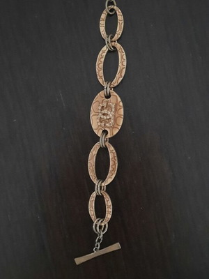 Guess vintage beige gold bracelet with rings and logo strass used