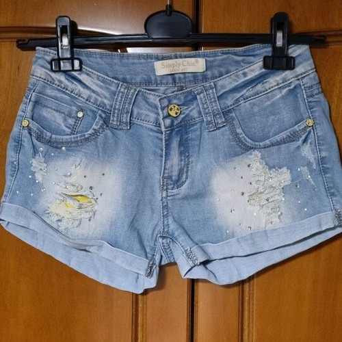 Simply Chic denim shorts size 38 medium blue like new