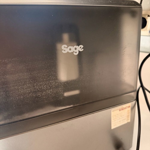 Sage Barista Touch automatic espresso machine like new