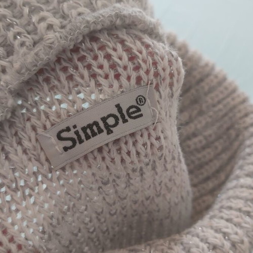 Turtleneck sweater like new, size large by Simple