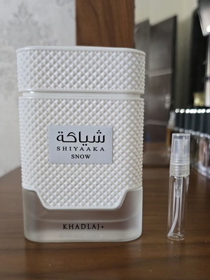 Shiyaaka Snow by Khadlaj 5ml new, authentic transferred fragrance