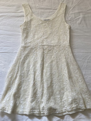Cream dress with lace and inner lining, used, size L 40 12