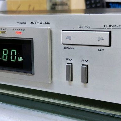 AKAI AT-V04 FM Stereo Tuner used