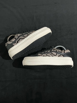 Vans Super ComfyCush Old Skool sneakers used, size 38.5, snake print