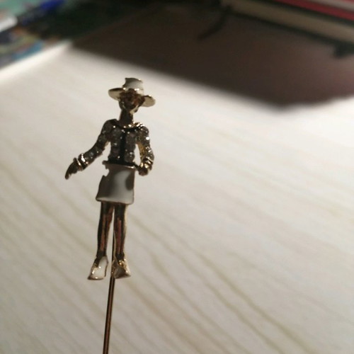 Lady Coco pin used with girl motif