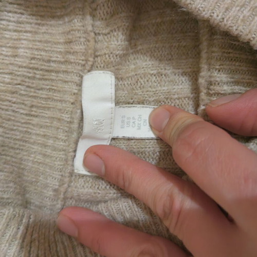 H&M women's sweater size S beige like new