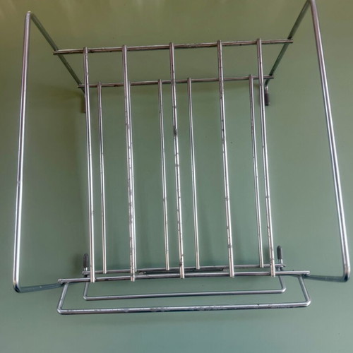 Metal shelf rack