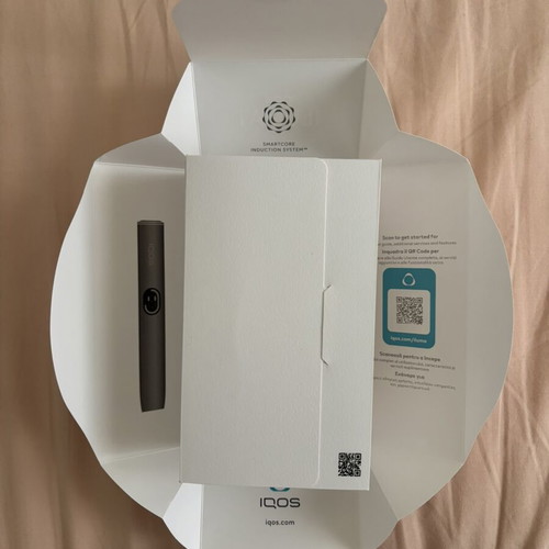 IQOS Iluma i device midnight blue new