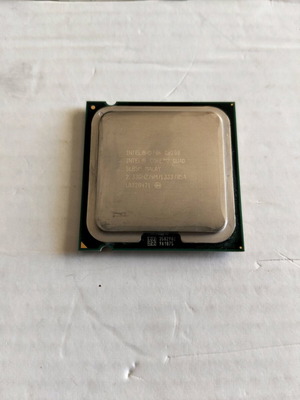 Intel Core 2 Quad Q8200 2.33 GHz LGA 775 quad-core processor like new
